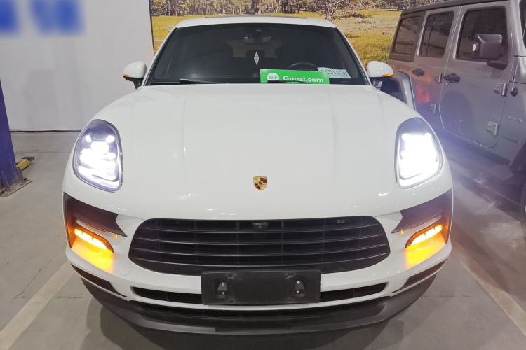 Used Porsche Macan 2018 Macan 2.0T Front