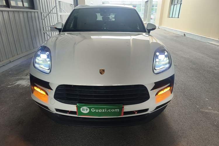 Used Porsche Macan 2018 Macan 2.0T Front