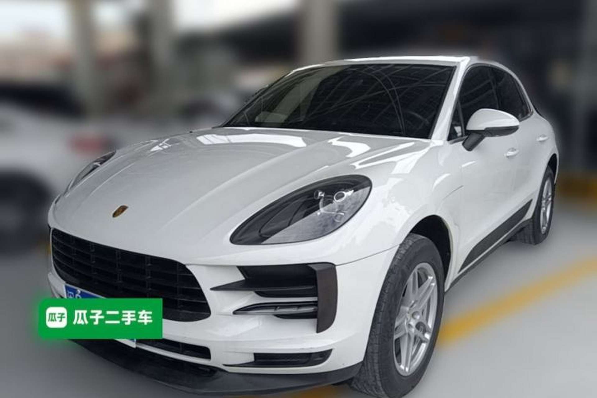 Used Porsche Macan 2018 Macan 2.0T Front Left 45 Deg