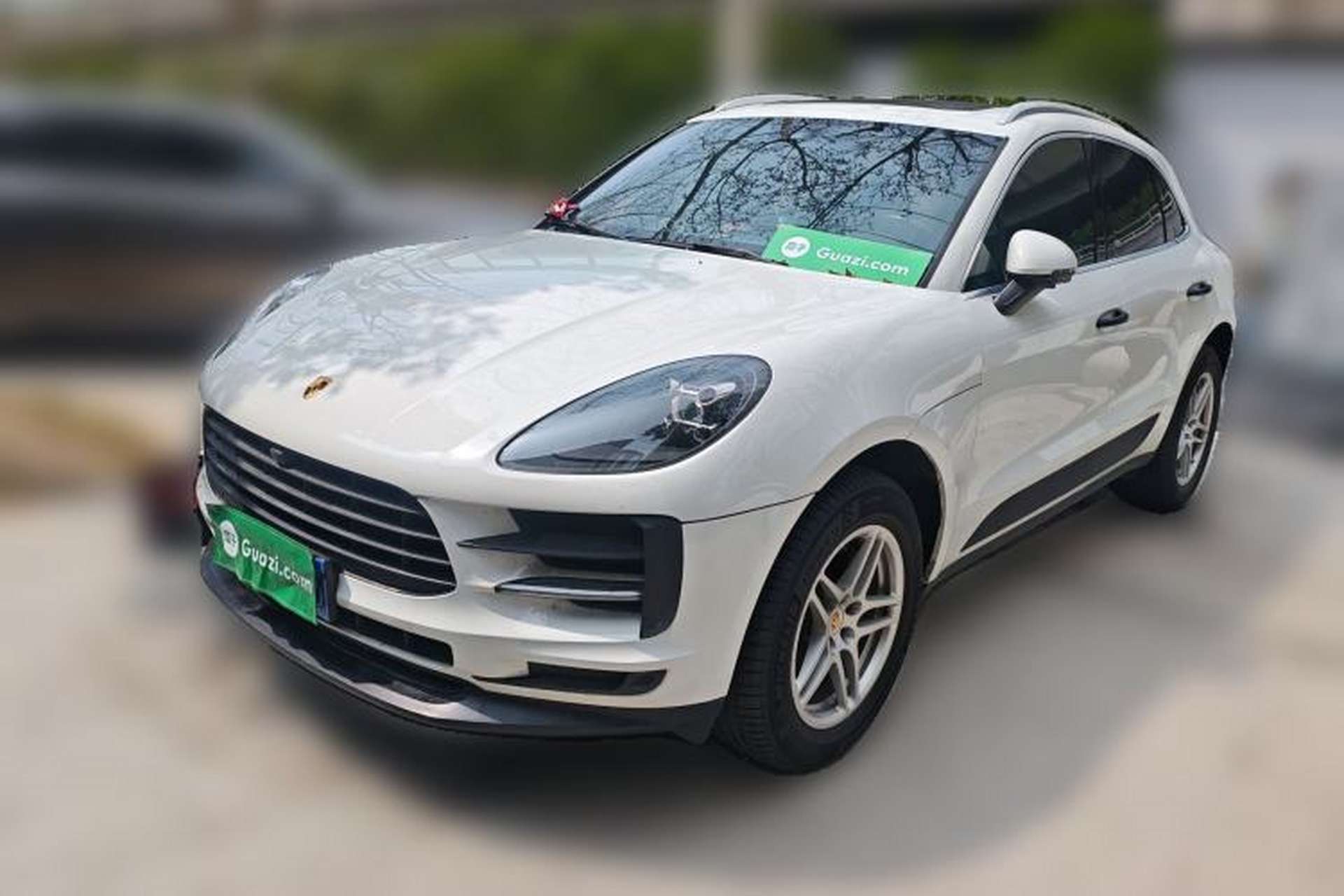Used Porsche Macan 2018 Macan 2.0T Front Left 45 Deg