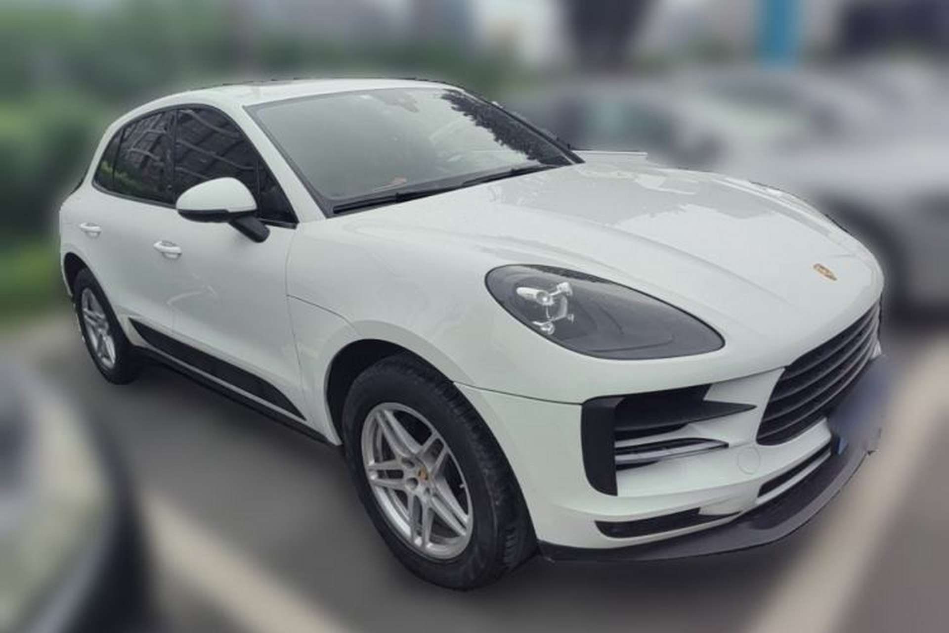 Used Porsche Macan 2018 Macan 2.0T Front Right 45 Deg