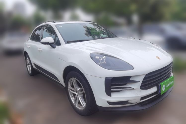 Used Porsche Macan 2018 Macan 2.0T Front Right 45 Deg