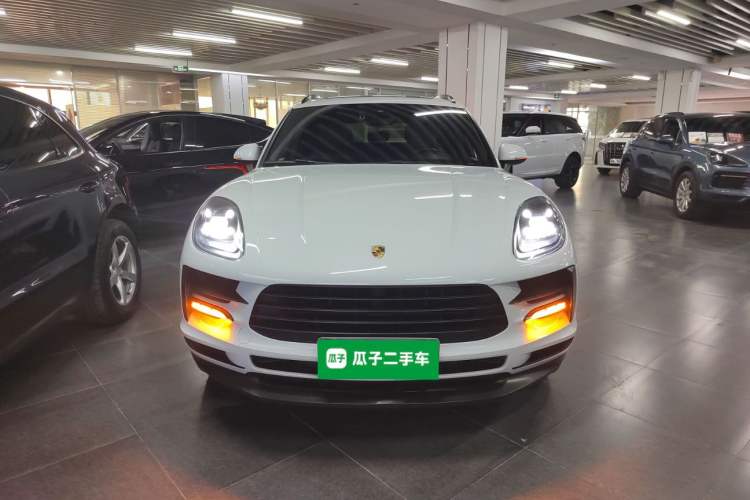 Used Porsche Macan 2018 Macan 2.0T Front