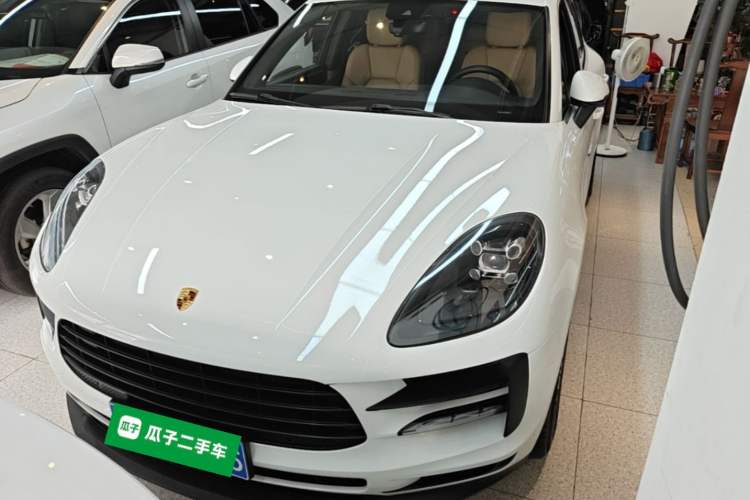 Used Porsche Macan 2018 Macan 2.0T Front