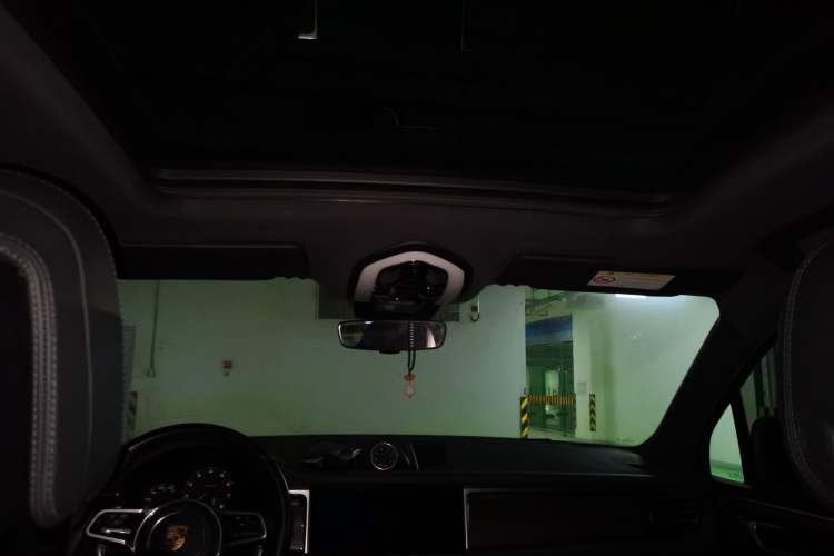 Used Porsche Macan 2018 Macan 2.0T Headliner