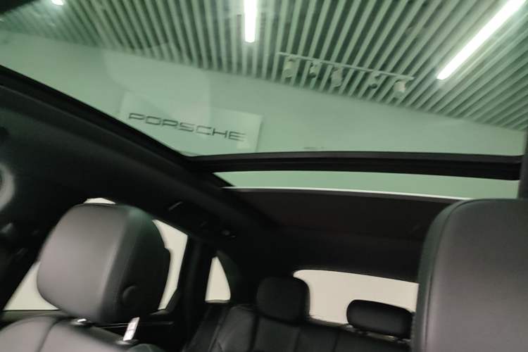 Used Porsche Macan 2018 Macan 2.0T Headliner