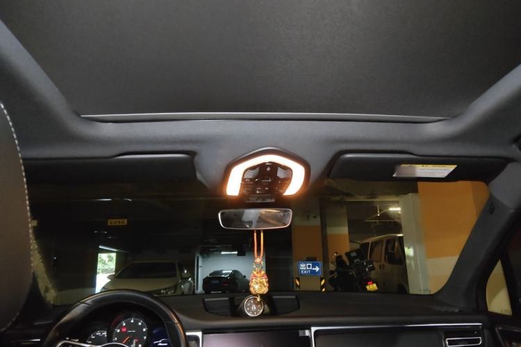 Used Porsche Macan 2018 Macan 2.0T Headliner