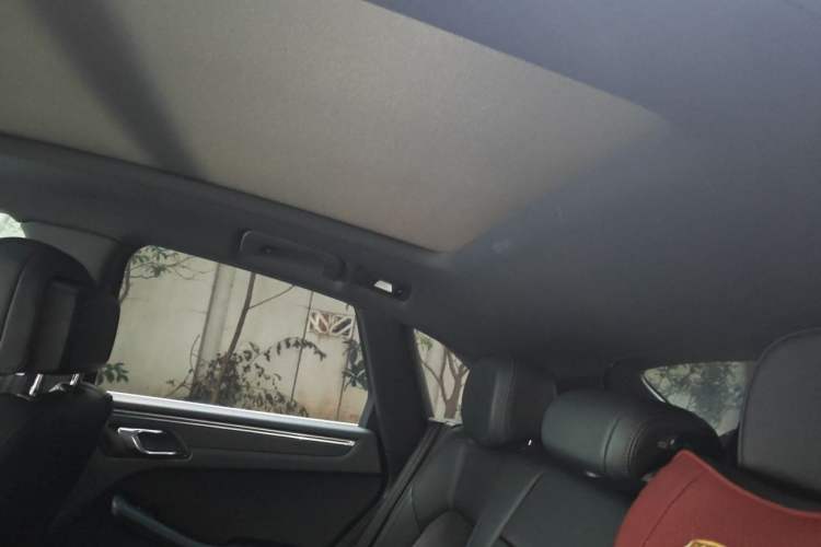 Used Porsche Macan 2018 Macan 2.0T Headliner