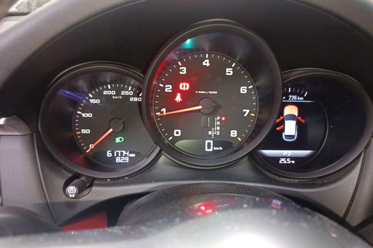 Used Porsche Macan 2018 Macan 2.0T Instrument Cluster