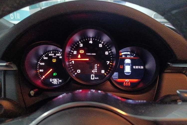 Used Porsche Macan 2018 Macan 2.0T Instrument Cluster