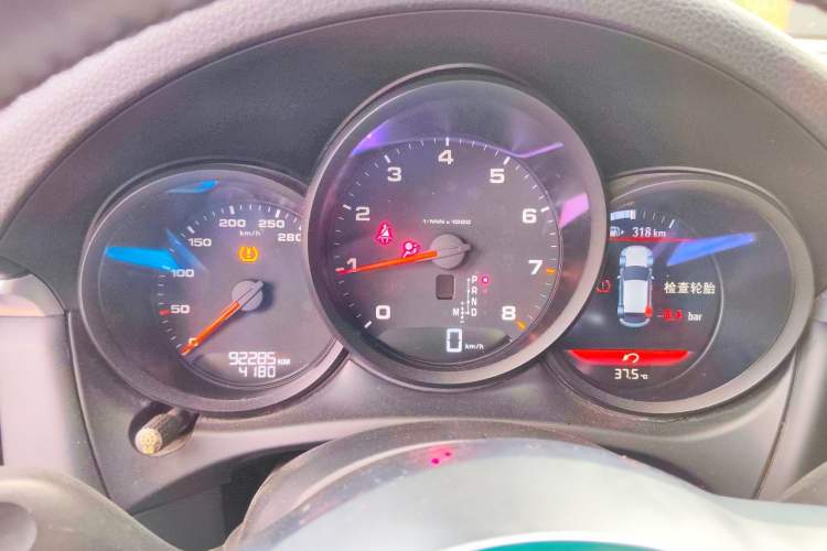 Used Porsche Macan 2018 Macan 2.0T Instrument Cluster