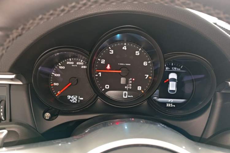 Used Porsche Macan 2018 Macan 2.0T Instrument Cluster