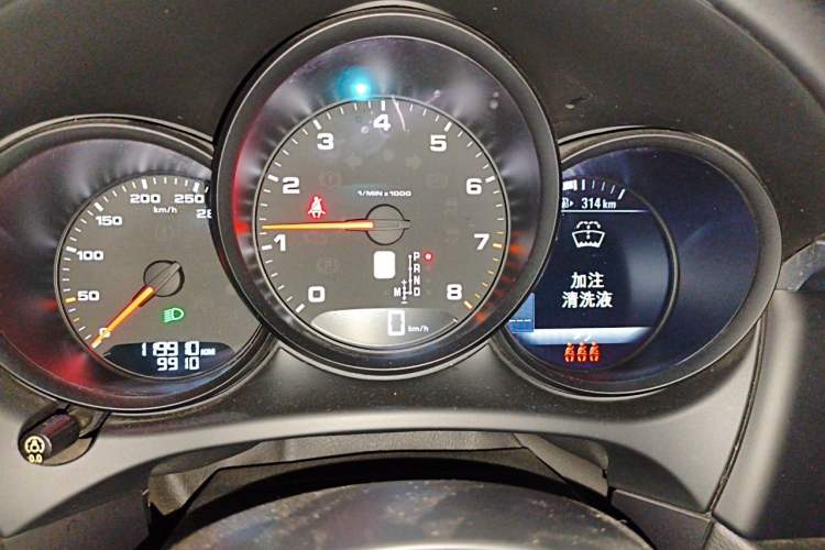 Used Porsche Macan 2018 Macan 2.0T Instrument Cluster
