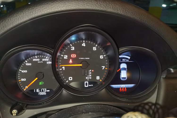 Used Porsche Macan 2018 Macan 2.0T Instrument Cluster