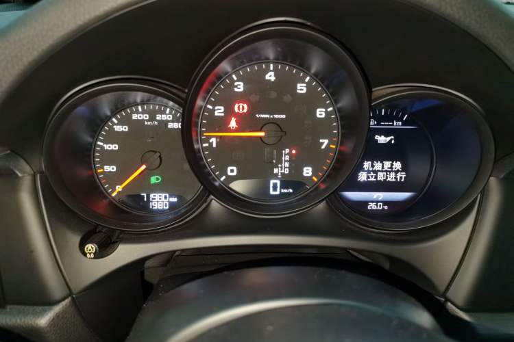 Used Porsche Macan 2018 Macan 2.0T Instrument Cluster