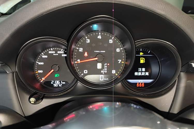 Used Porsche Macan 2018 Macan 2.0T Instrument Cluster
