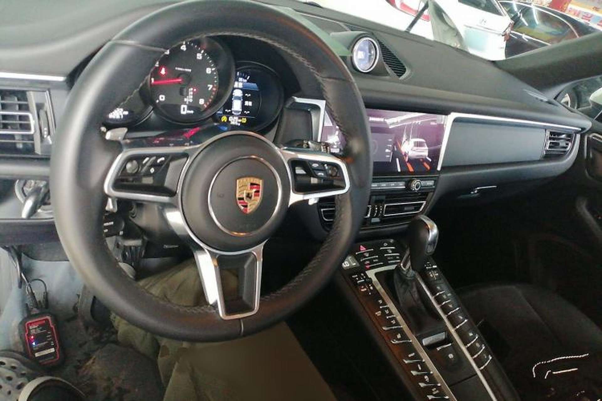 Used Porsche Macan 2018 Macan 2.0T Interior 2