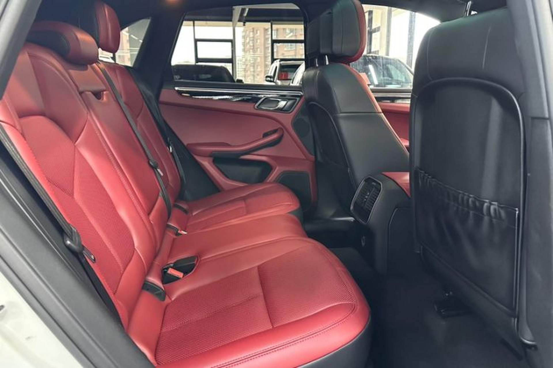 Used Porsche Macan 2018 Macan 2.0T Interior 2