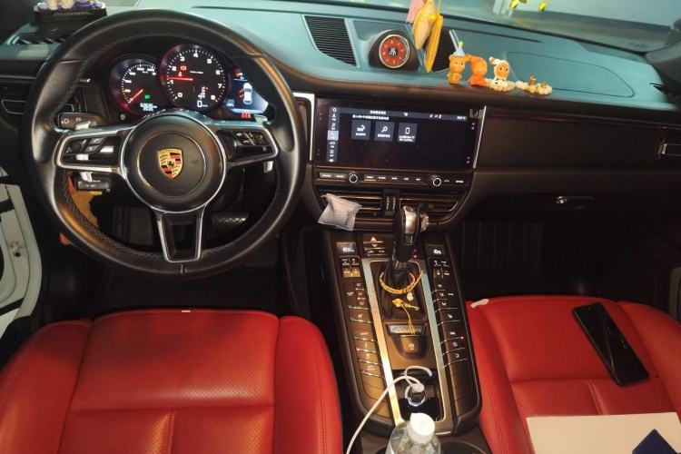 Used Porsche Macan 2018 Macan 2.0T Interior 2