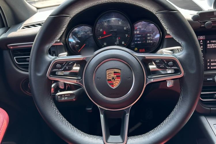 Used Porsche Macan 2018 Macan 2.0T Interior 2