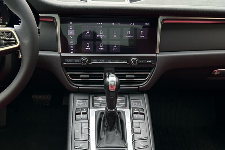 Used Porsche Macan 2018 Macan 2.0T Interior 5