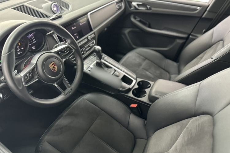 Used Porsche Macan 2018 Macan 2.0T Interior 7