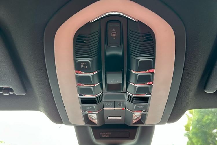 Used Porsche Macan 2018 Macan 2.0T Interior 8