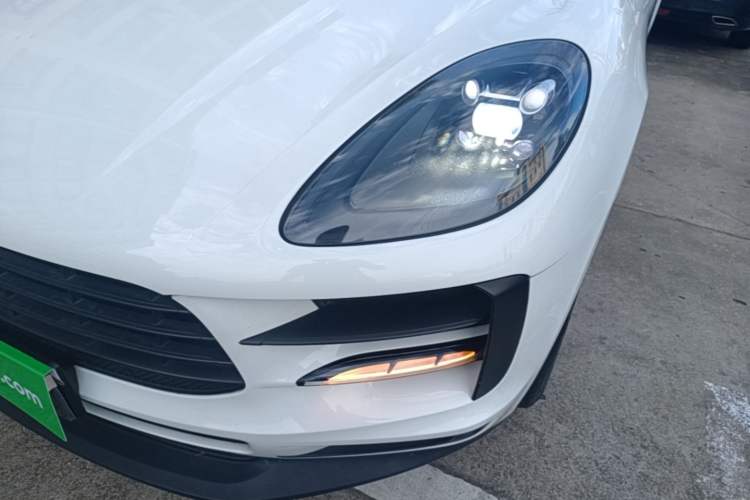 Used Porsche Macan 2018 Macan 2.0T Left Front Headlight