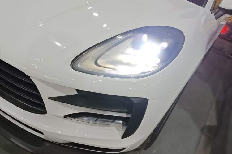 Used Porsche Macan 2018 Macan 2.0T Left Front Headlight