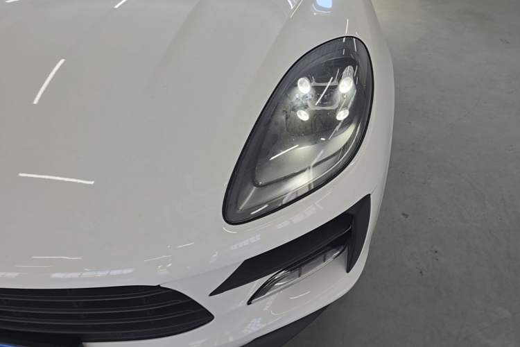 Used Porsche Macan 2018 Macan 2.0T Left Front Headlight