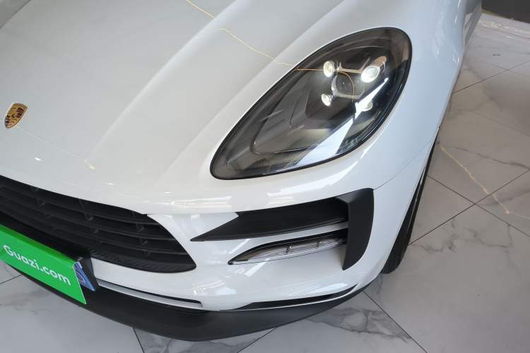Used Porsche Macan 2018 Macan 2.0T Left Front Headlight