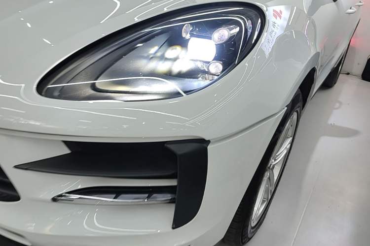 Used Porsche Macan 2018 Macan 2.0T Left Front Headlight