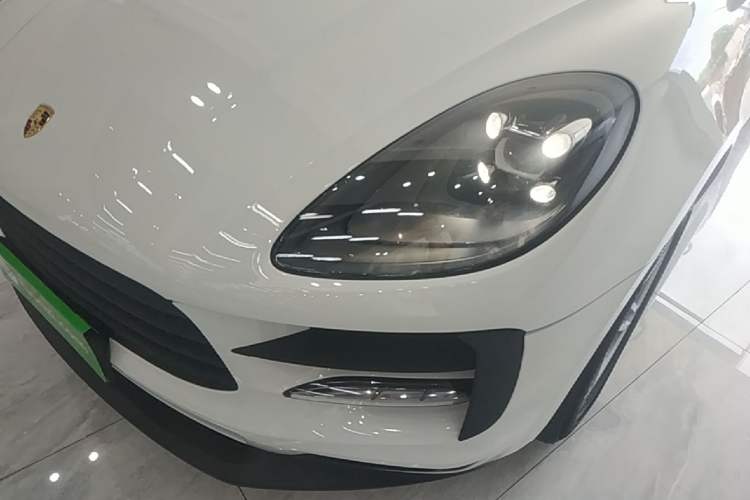 Used Porsche Macan 2018 Macan 2.0T Left Front Headlight