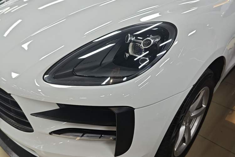 Used Porsche Macan 2018 Macan 2.0T Left Front Headlight