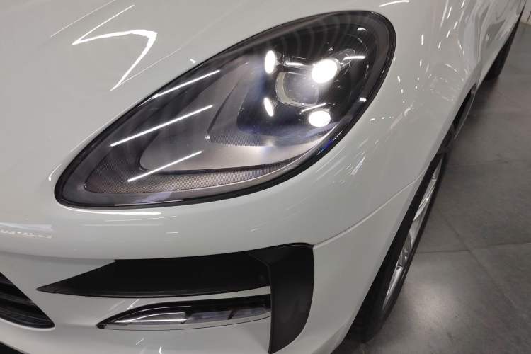 Used Porsche Macan 2018 Macan 2.0T Left Front Headlight