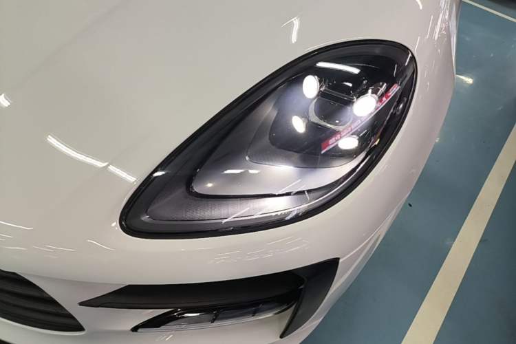 Used Porsche Macan 2018 Macan 2.0T Left Front Headlight