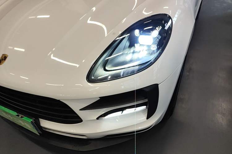 Used Porsche Macan 2018 Macan 2.0T Left Front Headlight