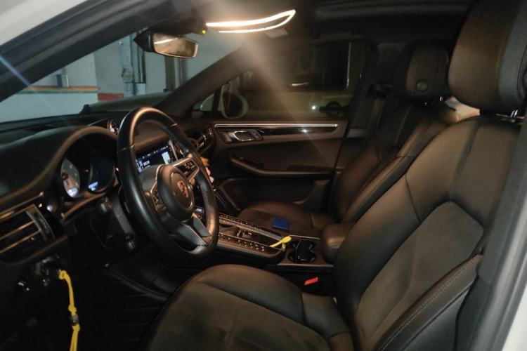 Used Porsche Macan 2018 Macan S 3.0T Left Front Seat