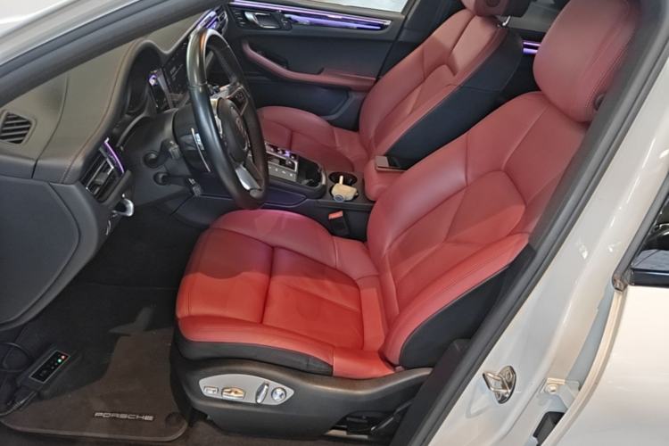 Used Porsche Macan 2018 Macan 2.0T Left Front Seat