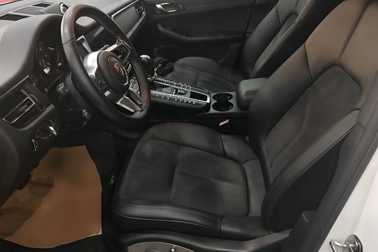Used Porsche Macan 2018 Macan 2.0T Left Front Seat