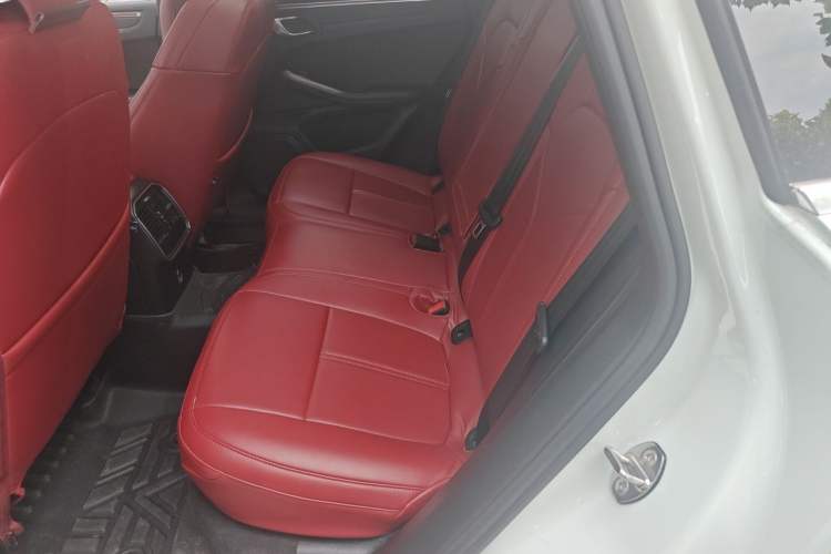 Used Porsche Macan 2018 Macan 2.0T Left Rear Seat