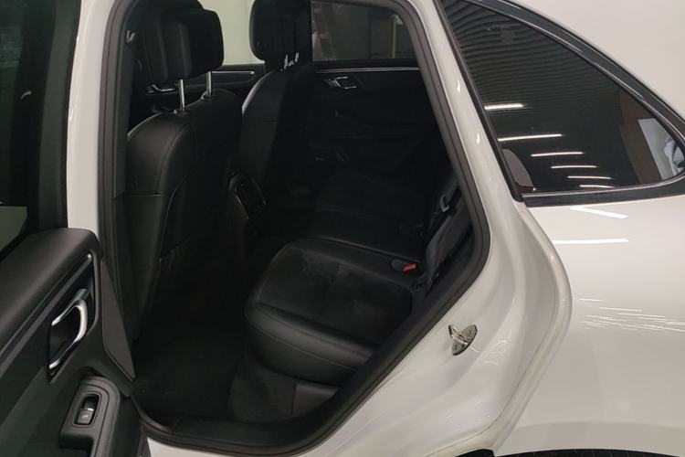 Used Porsche Macan 2018 Macan 2.0T Left Rear Seat