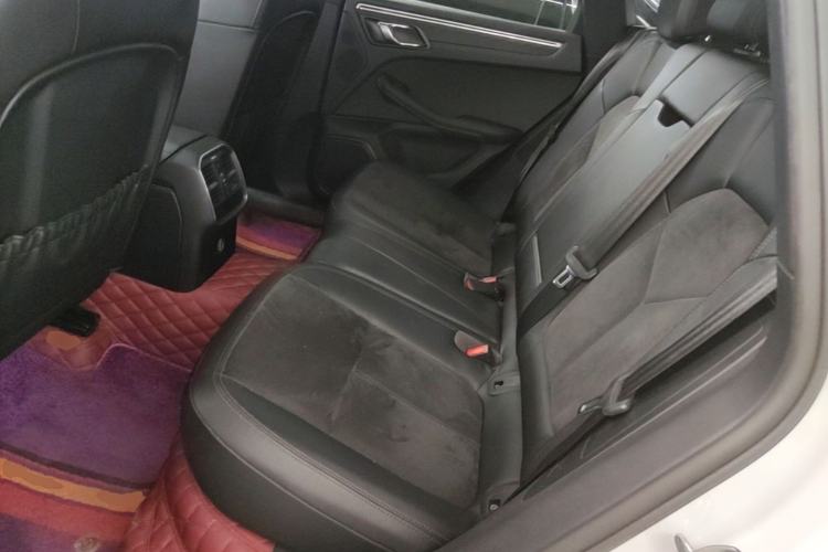 Used Porsche Macan 2018 Macan 2.0T Left Rear Seat