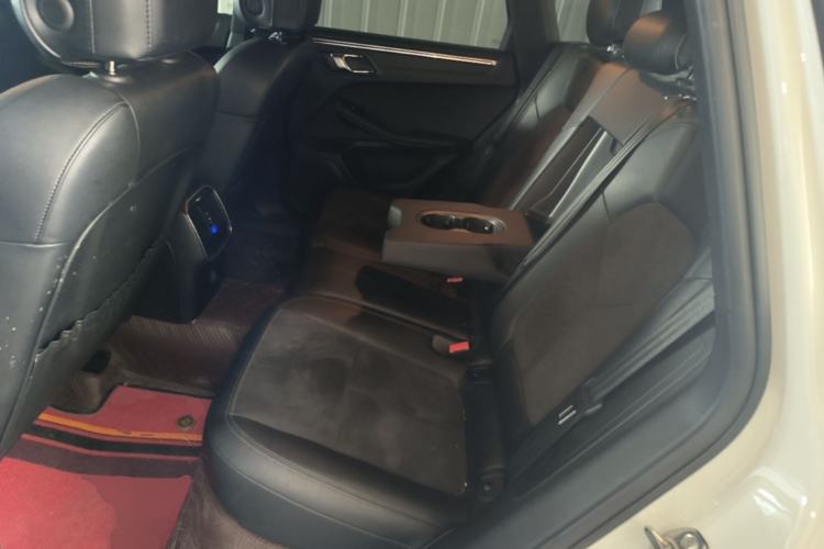 Used Porsche Macan 2018 Macan 2.0T Left Rear Seat
