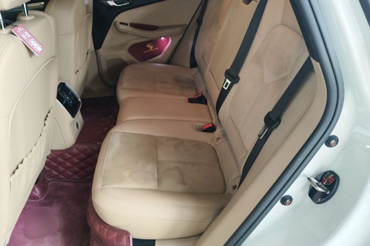 Used Porsche Macan 2018 Macan 2.0T Left Rear Seat