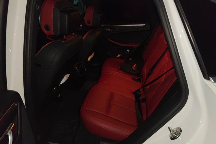 Used Porsche Macan 2018 Macan 2.0T Left Rear Seat