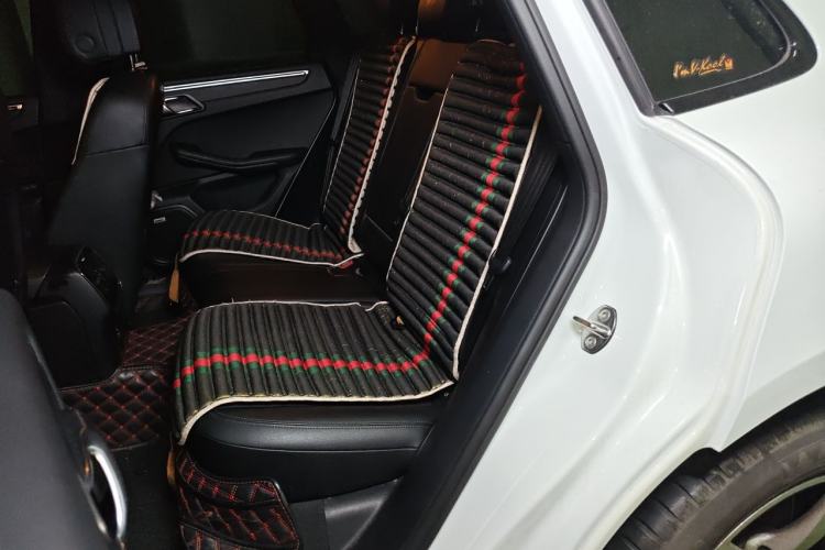 Used Porsche Macan 2018 Macan 2.0T Left Rear Seat