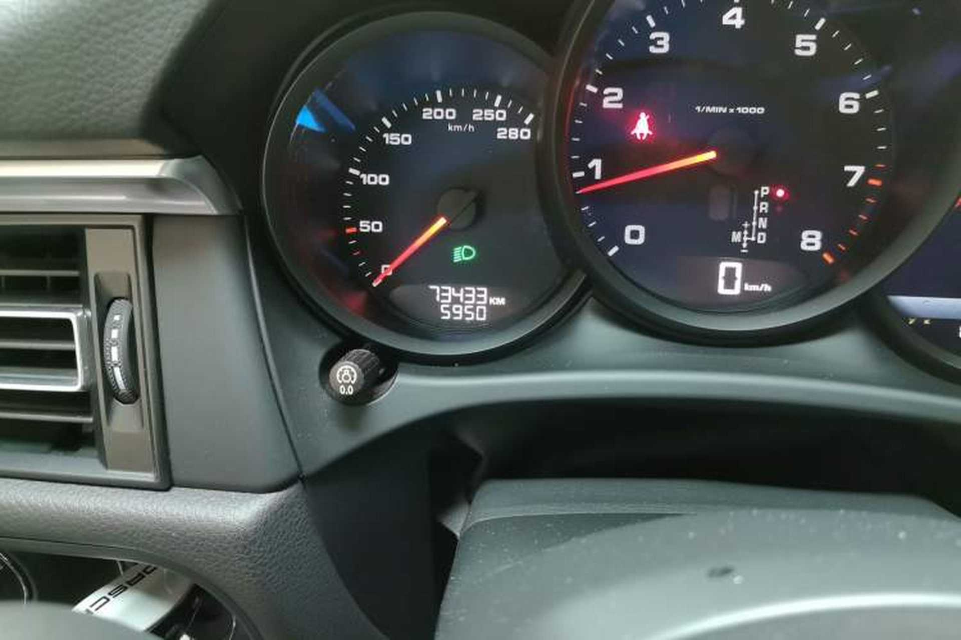 Used Porsche Macan 2018 Macan 2.0T Odometer Close Up