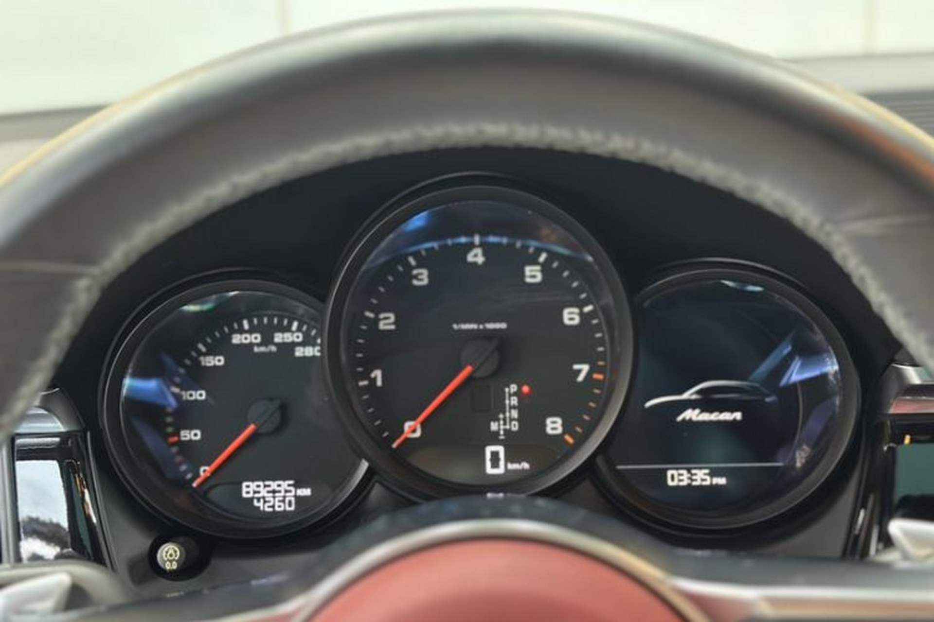 Used Porsche Macan 2018 Macan 2.0T Odometer Close Up