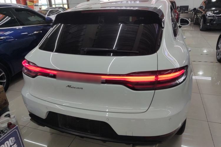 Used Porsche Macan 2018 Macan 2.0T Rear
